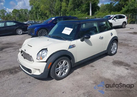 2013 Mini Hardtop Cooper S z USA, uszkodzony, nr VIN WMWSV3C59DT388625